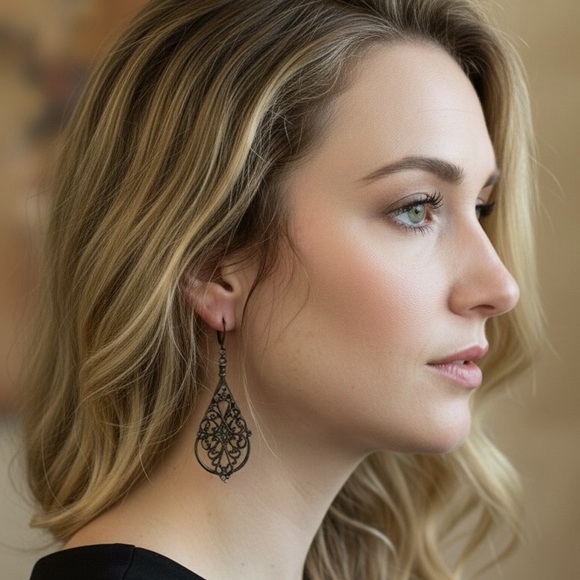 Source Unknown Jewelry - Elegant Black Filigree Earrings
